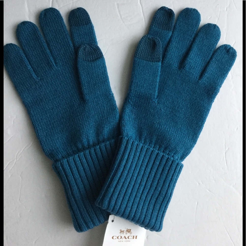 Coach Gloves - Picture 2 of 6